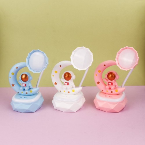 چراغ مطالعه فانتزی شارژی طرح فضایی Cosmic Man Led Table Lamp
